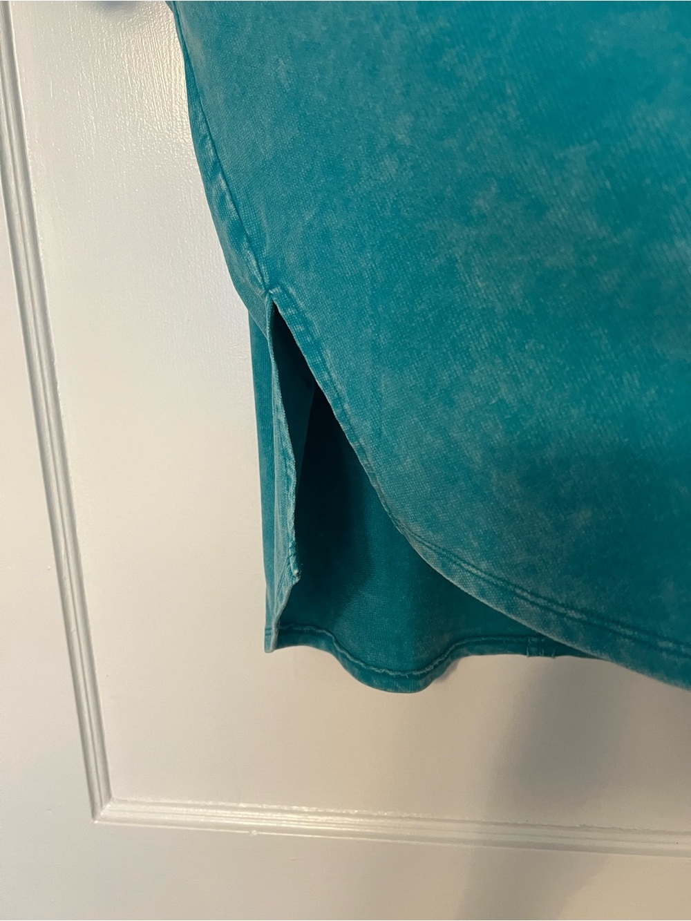 Zenana Turquoise Mineral Wash Split-Hem Top Size 1X NWOT - Picture 3 of 7